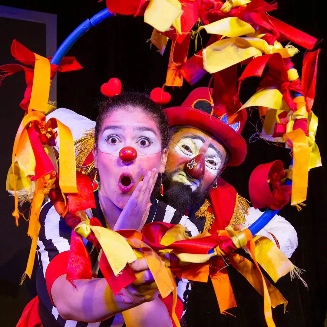 EL CIRCO DE SANDIA Y SONY