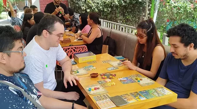 DÍA DE JUEGOS DE MESA