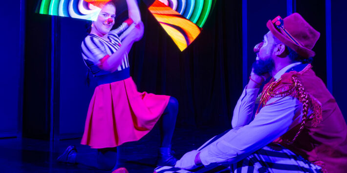 EL CIRCO DE SANDIA Y SONY