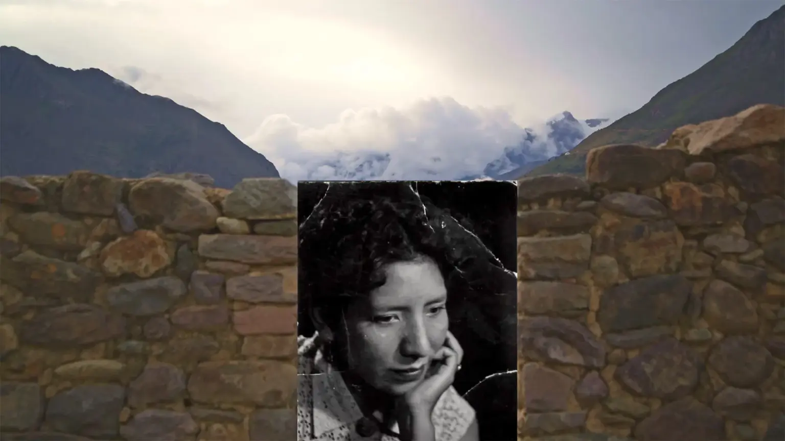 JULIA SE REVELA