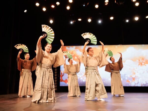 DANZA TRADICIONAL JAPONESA