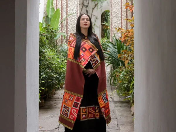 UNA PRINCESA INCA ENTRE DOS MUNDOS