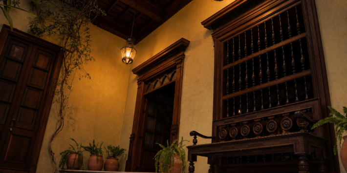 LA CASA ABRE DE NOCHE