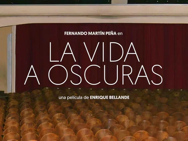 LA VIDA A OSCURAS